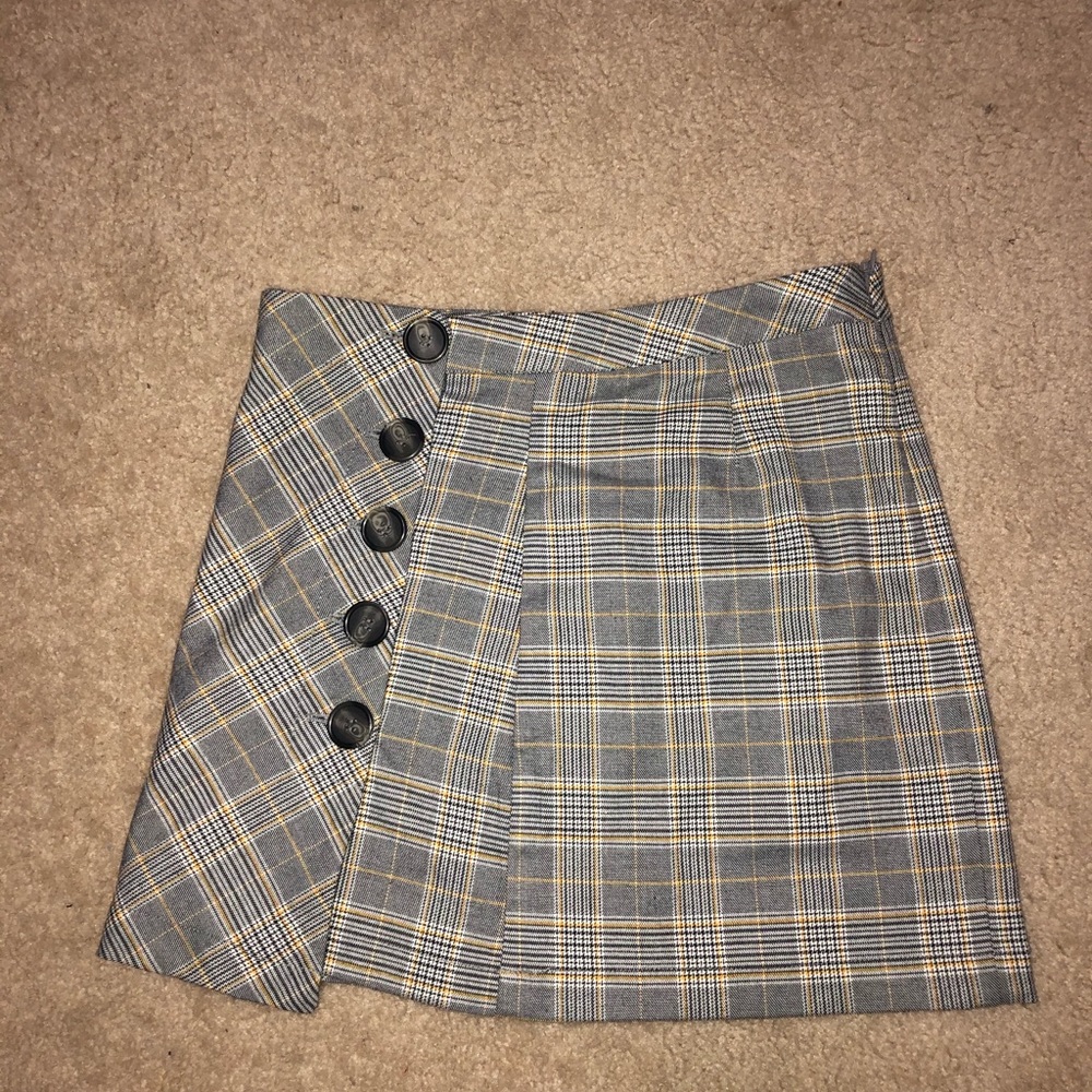 Plaid button skirt